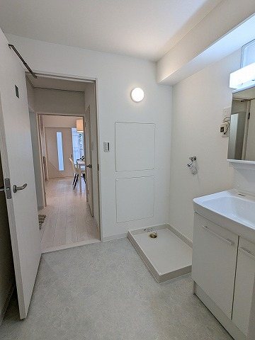 大阪府枚方市出口２丁目 内観写真（洗面台・洗面所）