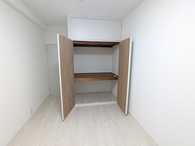 大阪府枚方市出口２丁目 内観写真（収納）