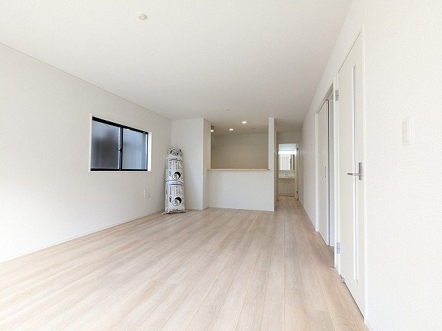大阪府枚方市堂山２丁目 内観写真（リビング）