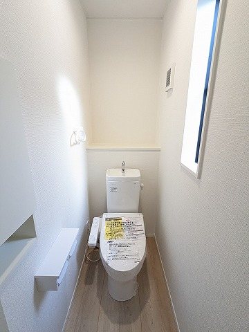 大阪府枚方市堂山２丁目 内観写真（トイレ）