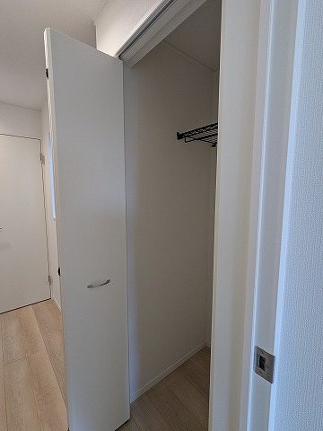 大阪府枚方市堂山２丁目 内観写真（収納）