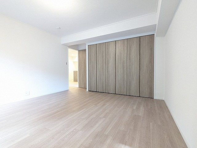大阪府枚方市東中振２丁目 内観写真（リビング以外の居室）