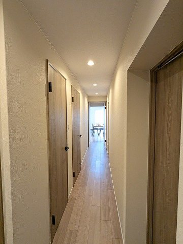 大阪府枚方市伊加賀西町 現地写真（玄関）