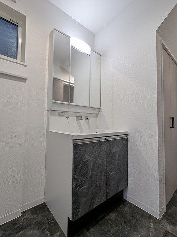 大阪府枚方市北楠葉町 内観写真（洗面台・洗面所）
