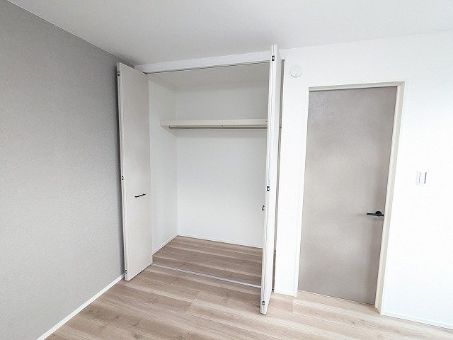 大阪府枚方市北楠葉町 内観写真（収納）