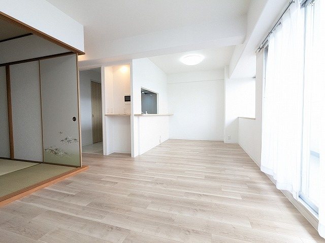 大阪府枚方市出口２丁目 内観写真（リビング）