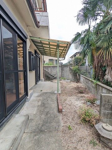 大阪府交野市私市山手４丁目 現地写真（庭）
