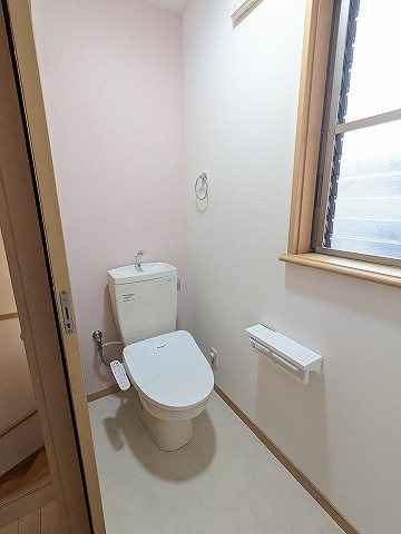 大阪府枚方市杉山手３丁目 内観写真（トイレ）