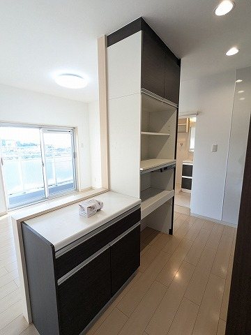 大阪府枚方市高野道２丁目 内観写真（キッチン）