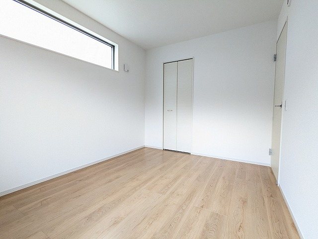 大阪府枚方市上島町 内観写真（リビング以外の居室）
