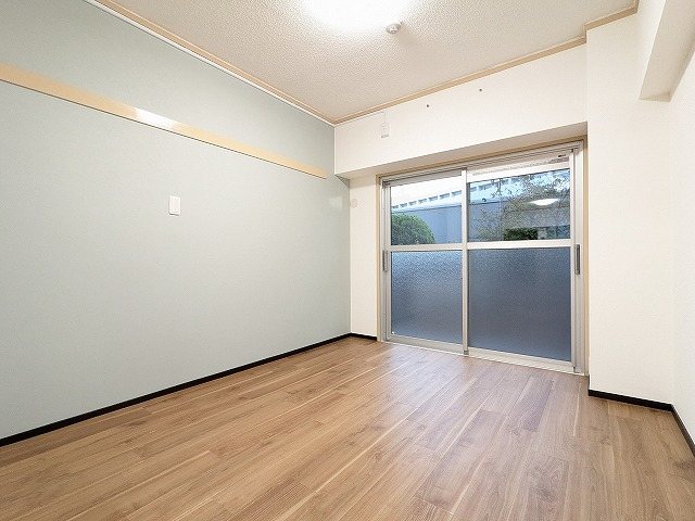 大阪府枚方市牧野北町 内観写真（リビング以外の居室）