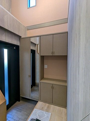 大阪府枚方市東船橋２丁目 現地写真（玄関）