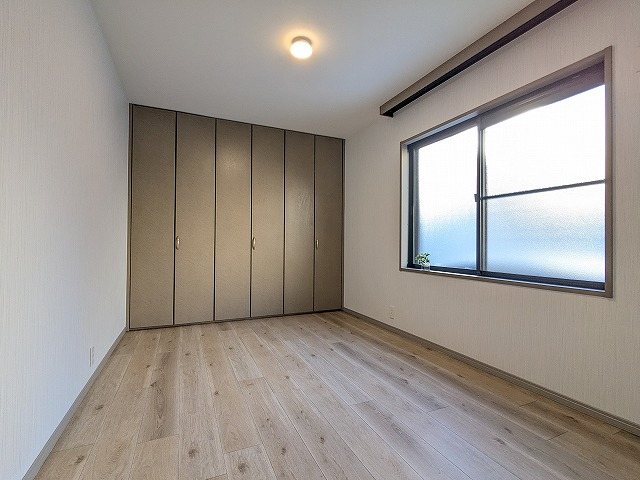 大阪府枚方市東船橋２丁目 内観写真（リビング以外の居室）