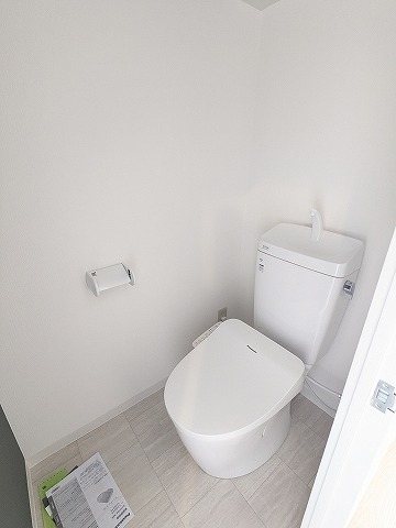 大阪府枚方市香里ケ丘１丁目 内観写真（トイレ）