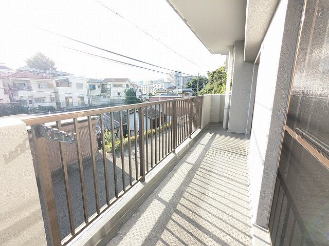 大阪府枚方市香里ケ丘１丁目 現地写真（バルコニー）