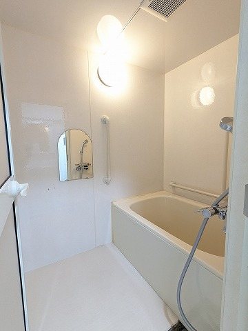 大阪府枚方市東中振１丁目 内観写真（浴室）