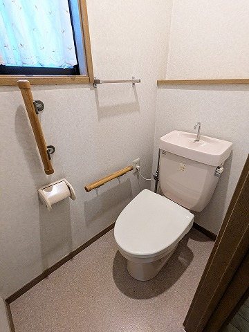 大阪府枚方市北山１丁目 内観写真（トイレ）