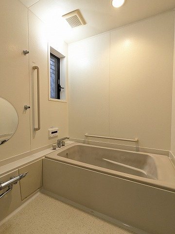 大阪府枚方市北山１丁目 内観写真（浴室）