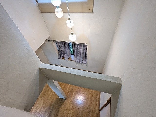 大阪府枚方市北山１丁目 内観写真（リビング）