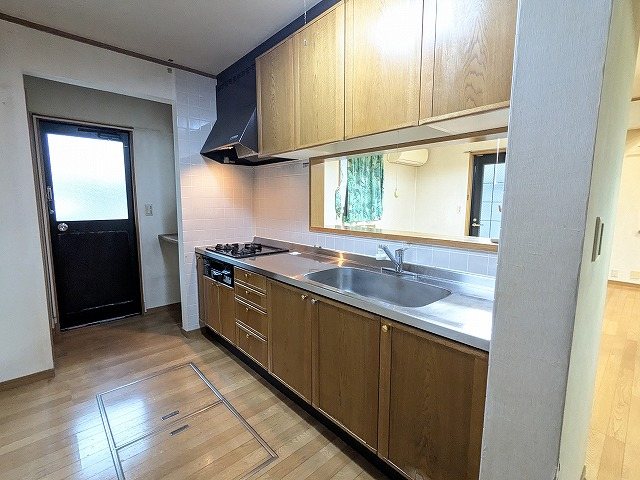 大阪府枚方市北山１丁目 内観写真（キッチン）