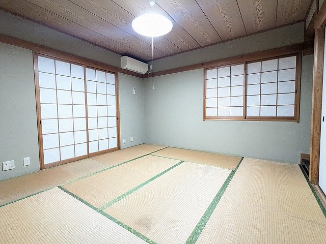 大阪府枚方市北山１丁目 内観写真（リビング以外の居室）