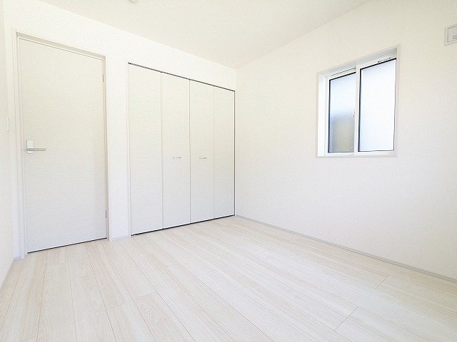 大阪府枚方市渚東町 内観写真（リビング以外の居室）