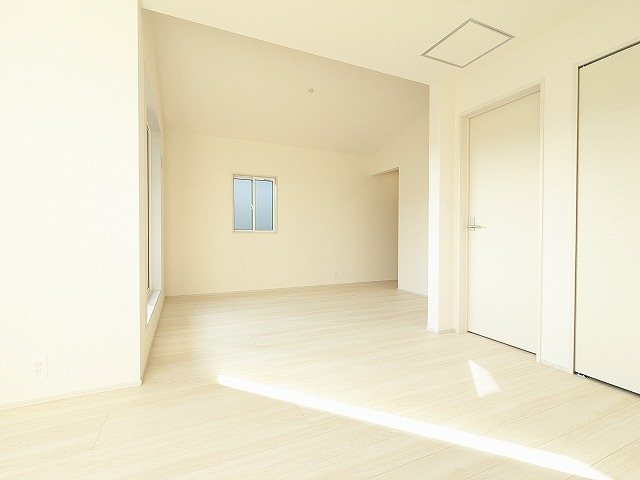 大阪府枚方市渚東町 内観写真（リビング以外の居室）