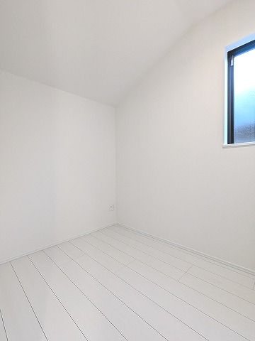 大阪府枚方市東香里３丁目 内観写真（収納）