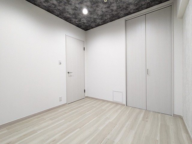 大阪府枚方市伊加賀西町 内観写真（リビング以外の居室）