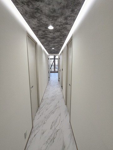 大阪府枚方市伊加賀西町 現地写真（玄関）