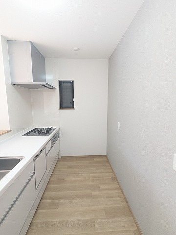大阪府枚方市松丘町 内観写真（キッチン）