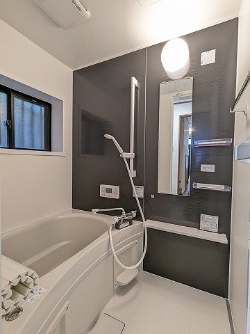 大阪府枚方市津田東町３丁目 内観写真（浴室）
