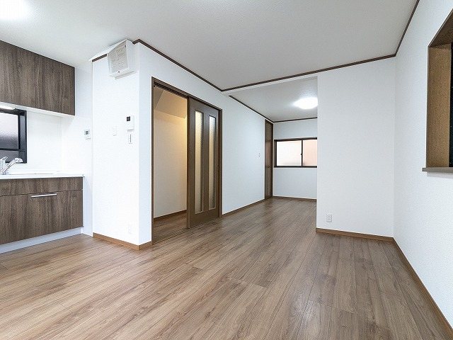大阪府枚方市津田東町３丁目 内観写真（リビング）