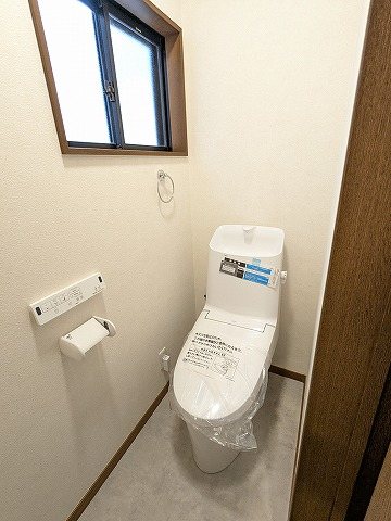 大阪府枚方市津田東町３丁目 内観写真（トイレ）