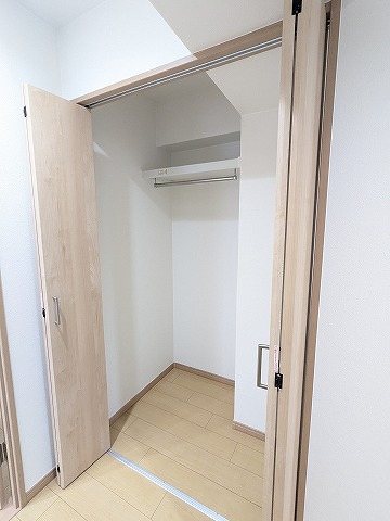 大阪府枚方市渚南町 内観写真（収納）