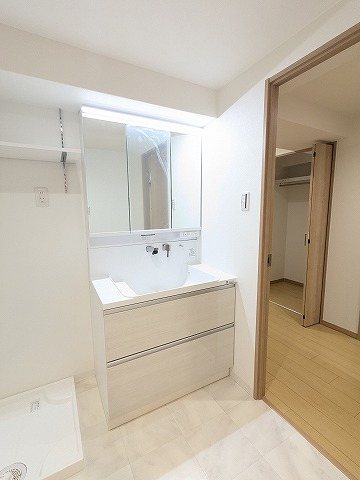 大阪府枚方市渚南町 内観写真（洗面台・洗面所）
