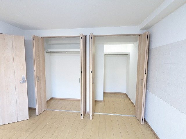 大阪府枚方市渚南町 内観写真（収納）