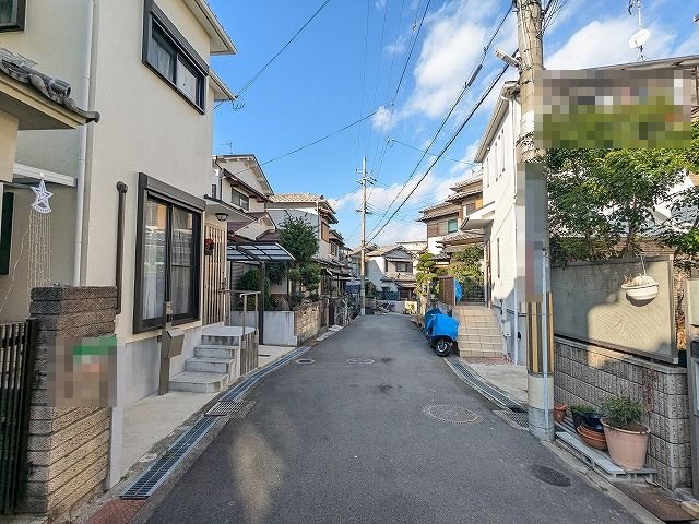 大阪府枚方市茄子作１丁目 現地写真（前面道路含む現地写真）
