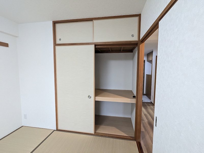 大阪府枚方市東田宮１丁目 内観写真（収納）