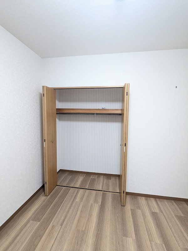 大阪府枚方市東田宮１丁目 内観写真（収納）