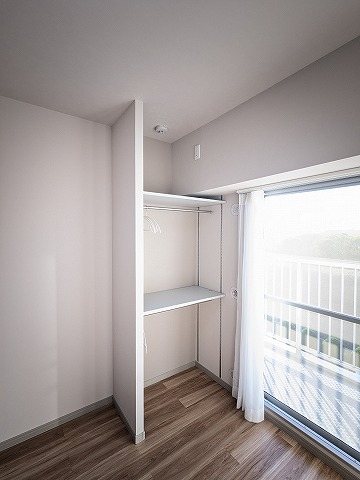 大阪府枚方市出口６丁目 内観写真（収納）