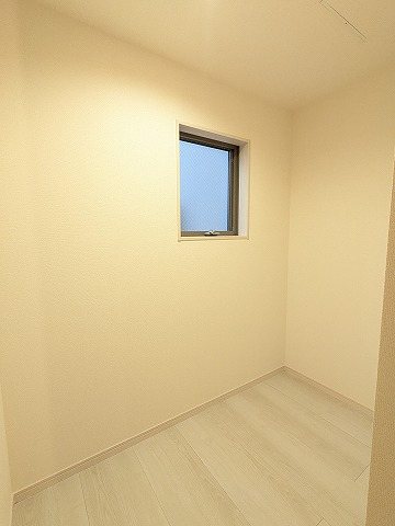 大阪府枚方市高田１丁目 内観写真（収納）