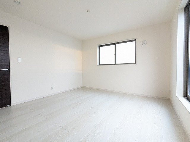 大阪府枚方市高田１丁目 内観写真（リビング以外の居室）
