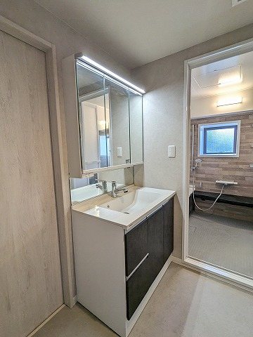 大阪府交野市私部西２丁目 内観写真（洗面台・洗面所）