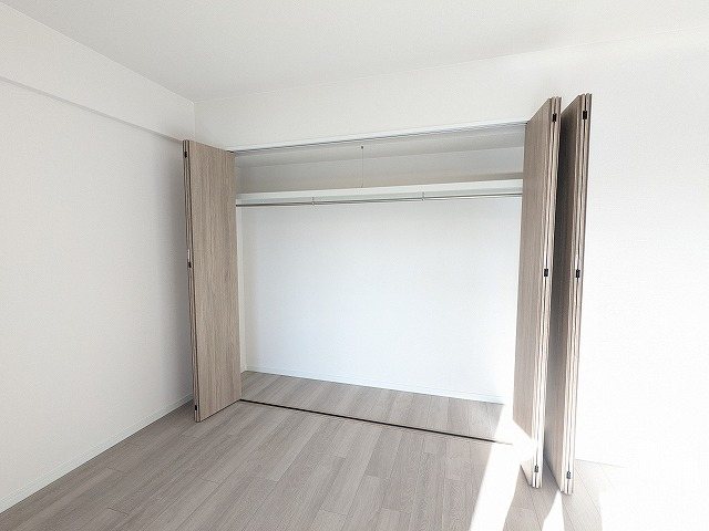 大阪府枚方市池之宮２丁目 内観写真（収納）