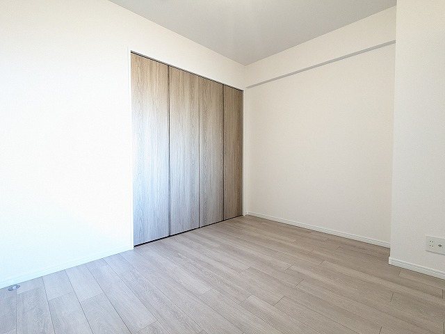 大阪府枚方市池之宮２丁目 内観写真（リビング以外の居室）