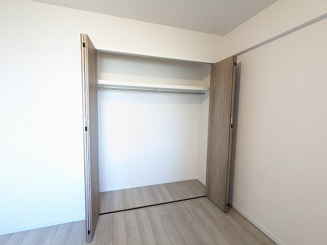 大阪府枚方市池之宮２丁目 内観写真（収納）