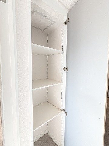 大阪府枚方市池之宮２丁目 内観写真（収納）