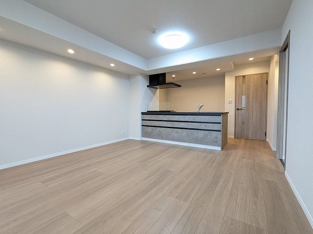 大阪府枚方市池之宮２丁目 内観写真（リビング）