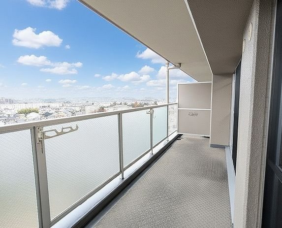 大阪府枚方市池之宮２丁目 現地写真（バルコニー）